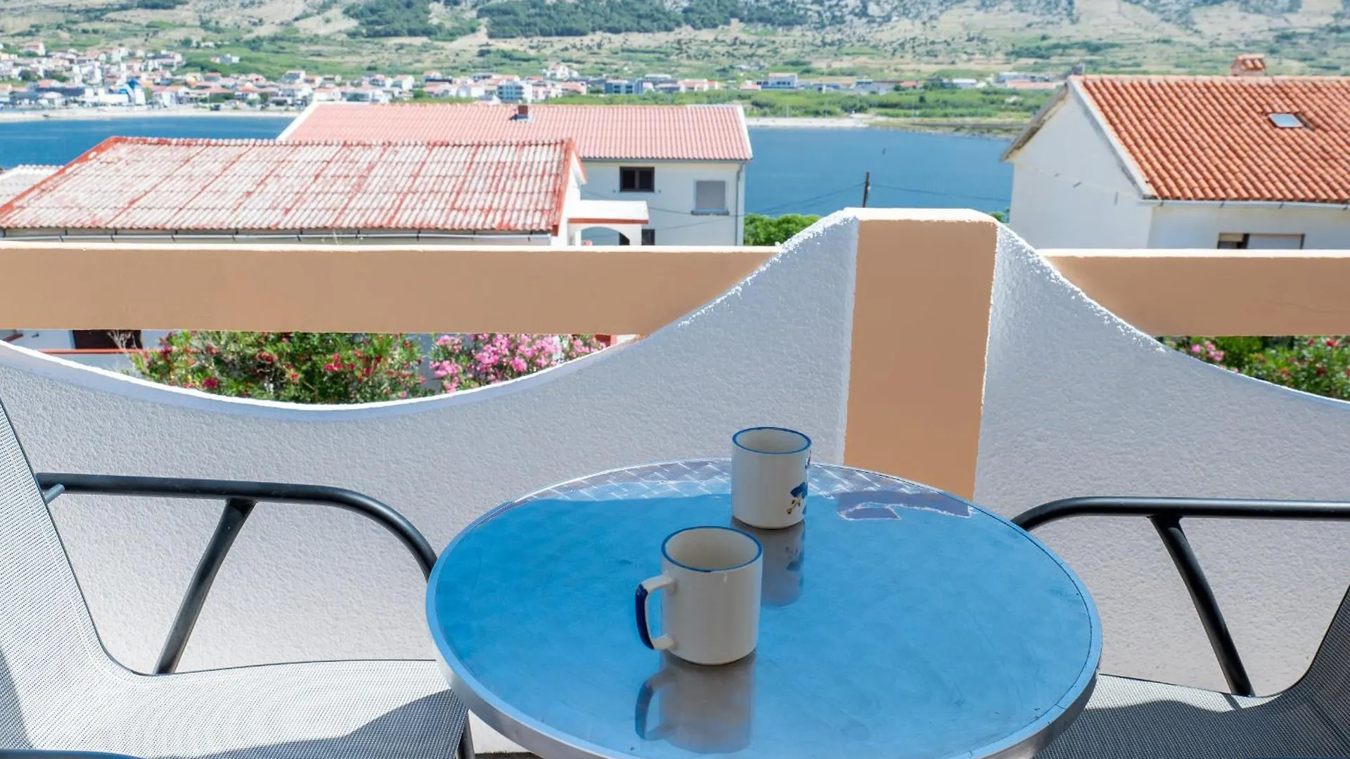 Bane Apartmani Pag Pag Town